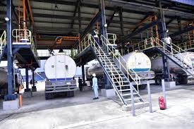Dangote Refinery to Begin Free Fuel Distribution Monday, Slashes Petrol Prices